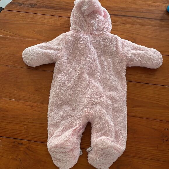 NWOT Duck Duck Goose 0-3 months soft pink insulated pram snow suit - Picture 10 of 15